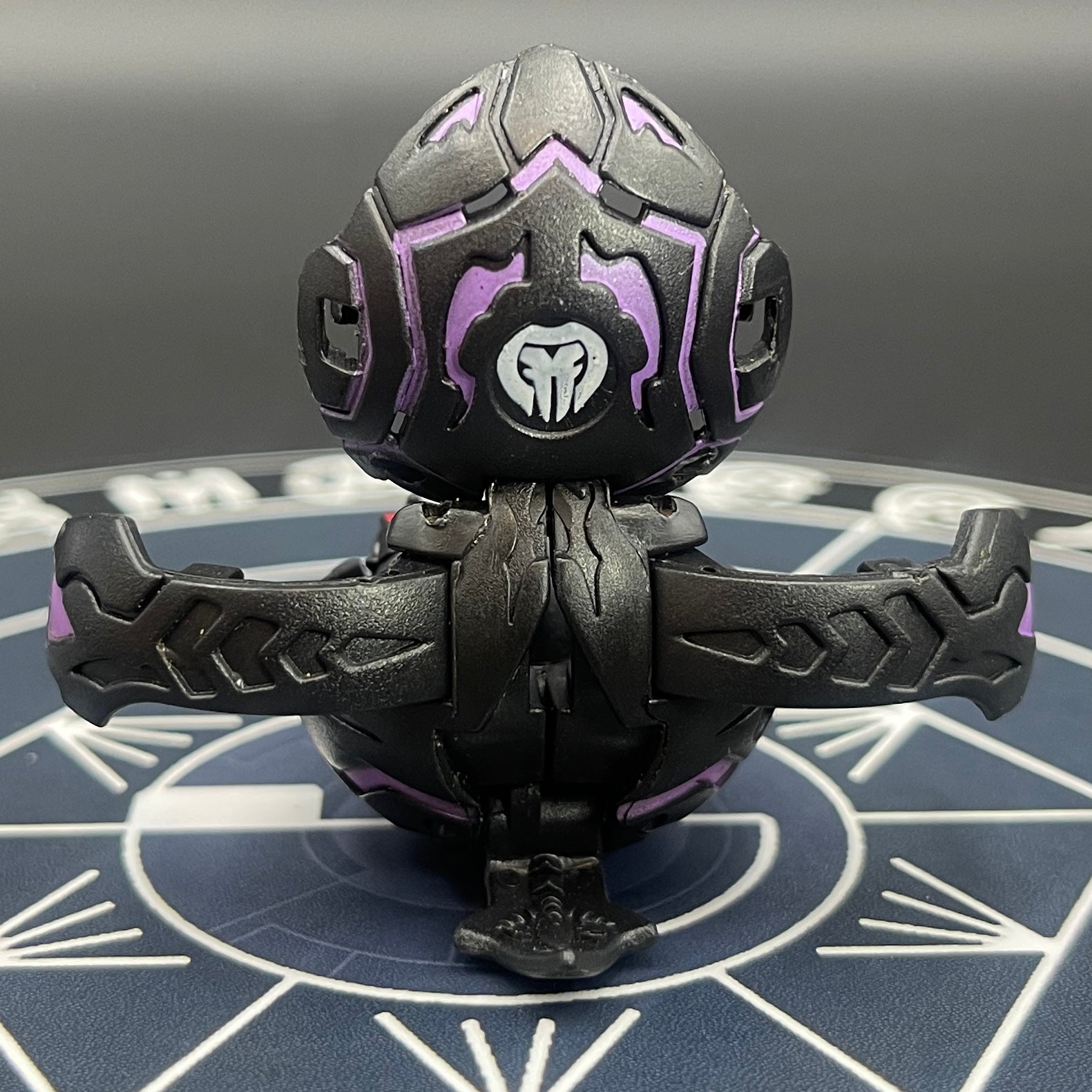 Darkus Exedra B2 Bakugan Battle Brawlers