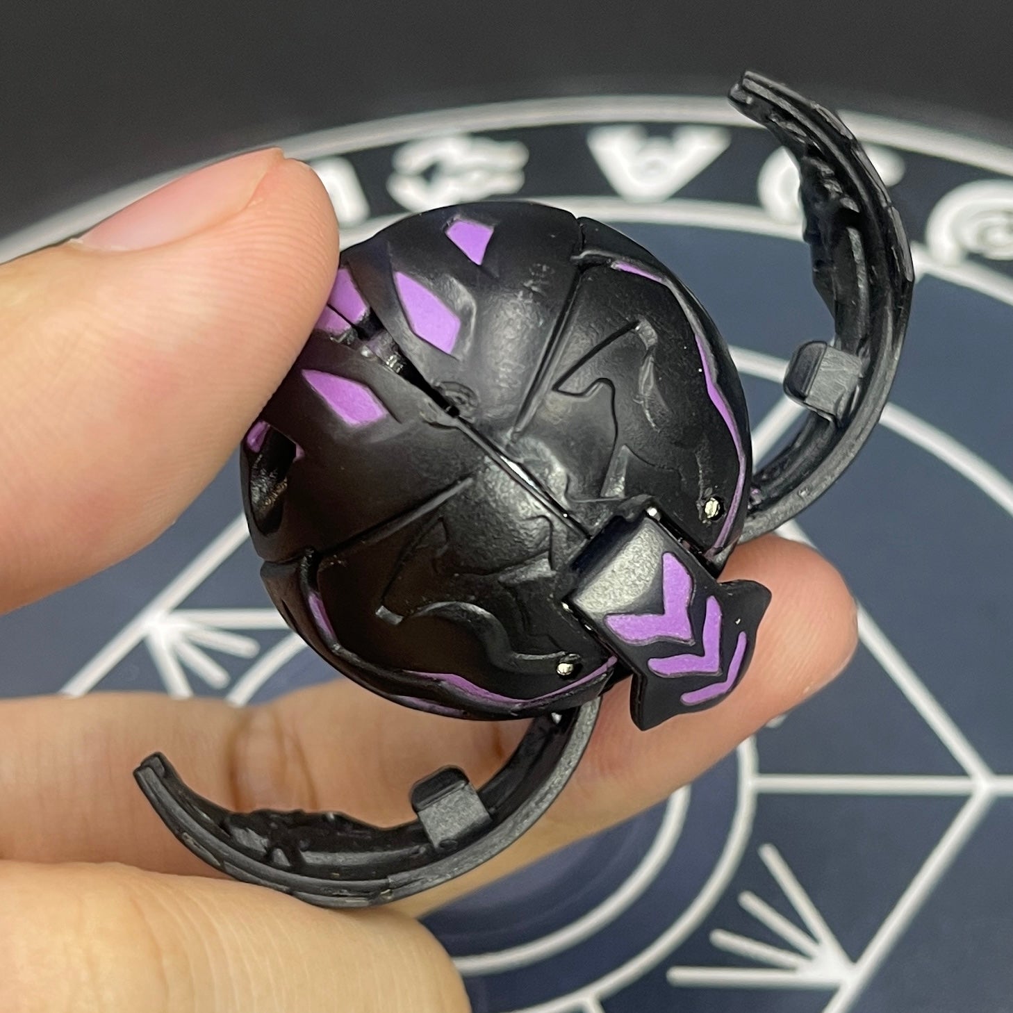 Darkus Exedra B2 Bakugan Battle Brawlers
