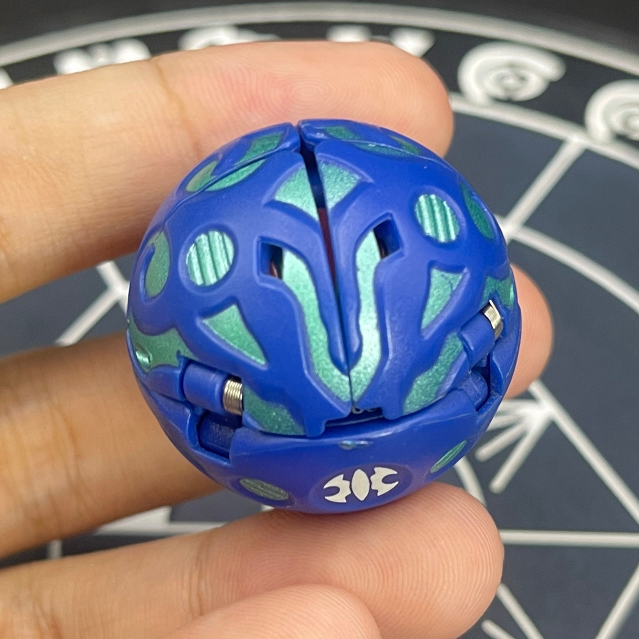 Aquos Frosch B2 Bakugan Battle Brawlers