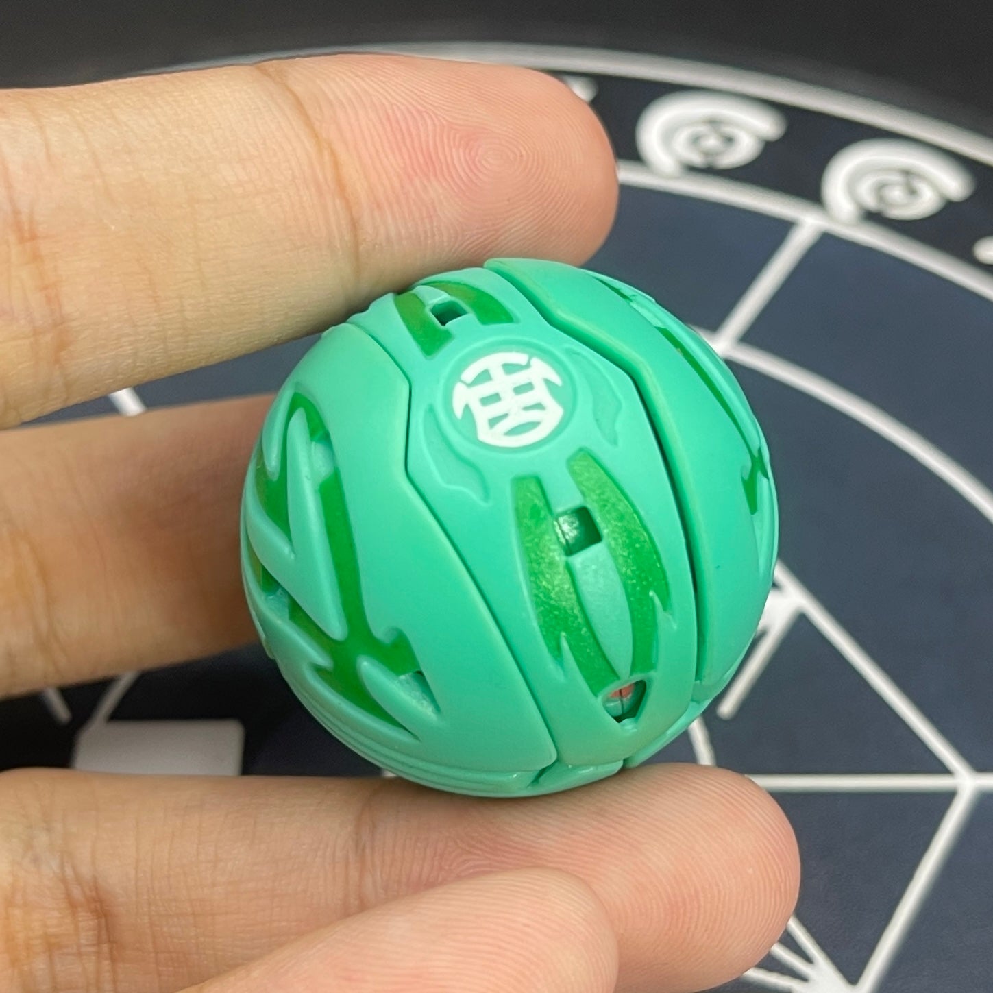 Ventus Oberus B2 Bakugan Battle Brawlers