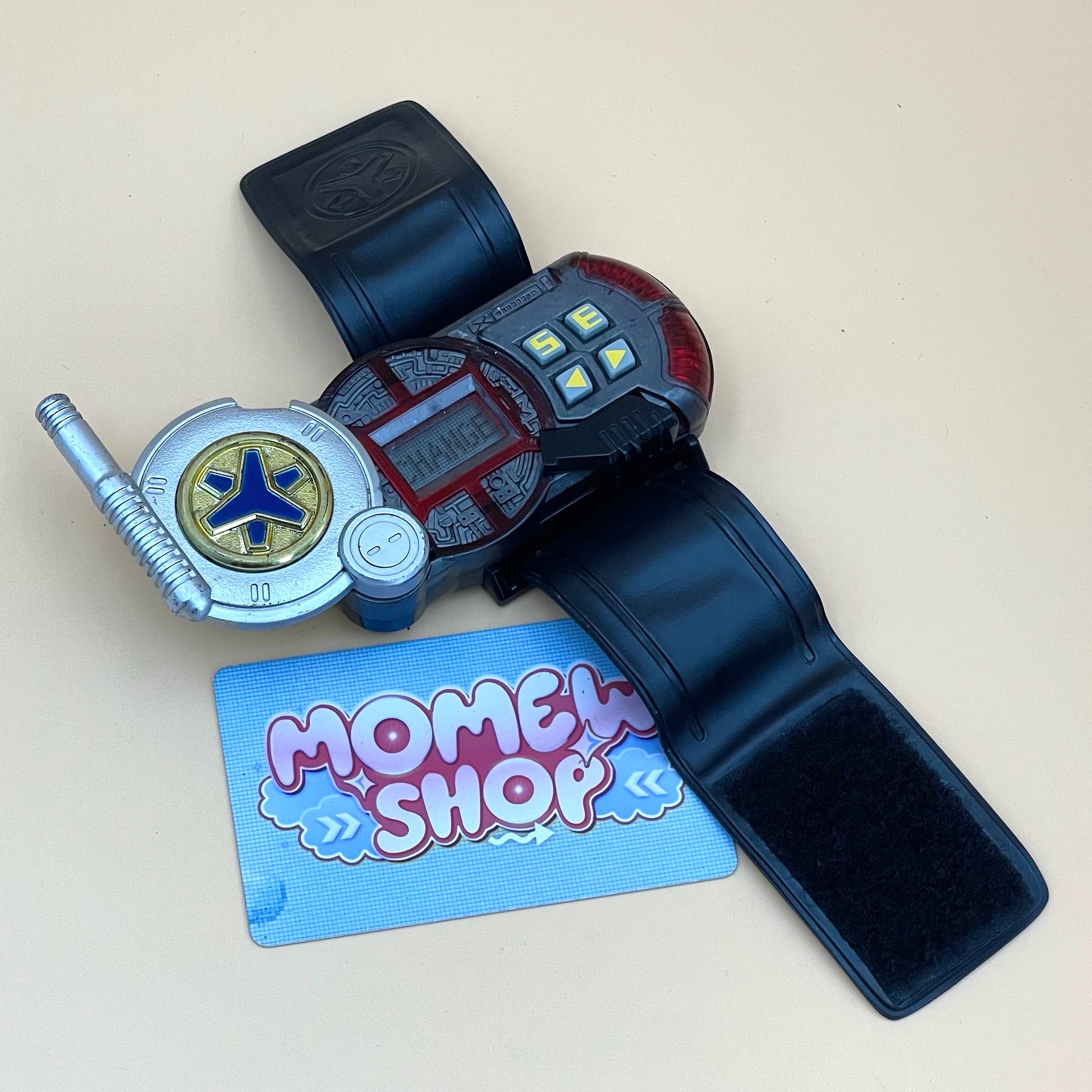 DX GoGo Brace & Rescue Morpher from Power Rangers Lightspeed Rescue 2000 also known as DX Change from Super Sentai GoGoFive 1999, vintage DX Morpher roleplay collectible for Lightspeed Rangers fans.