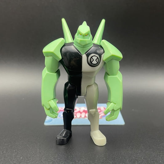 Ben 10 Classic Diamondhead mutant absorption form action figure front view.