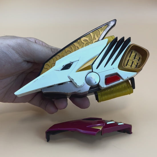 DX Drago Morpher & DX Dino Minder from Power Rangers Dino Thunder 2004, also known as DX Change from Super Sentai Abaranger 2003, vintage DX Morpher roleplay collectible for White Dino Ranger fans.