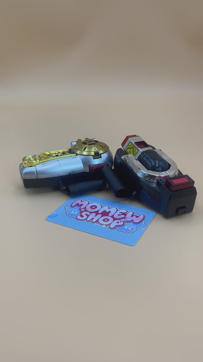 DX Power Brace  & Zeonizers Morpher from Power Rangers Zeo also known as DX Change from Super Sentai Ohranger 1995, vintage DX Morpher roleplay collectible for Zeo Rangers fans.
