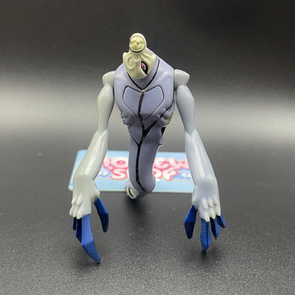 Front view of the Ben 10 Classic Zs'Skayr action figure without outer shell.